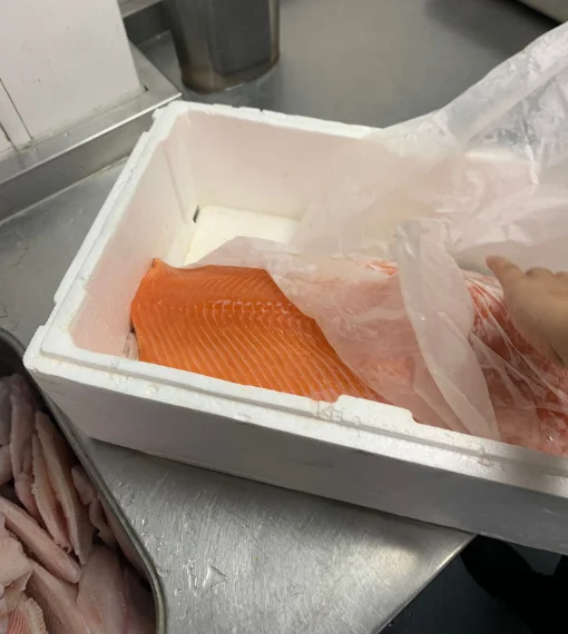 Seafood delivery Denham – Fresh Salmon Fillet 1.5kg